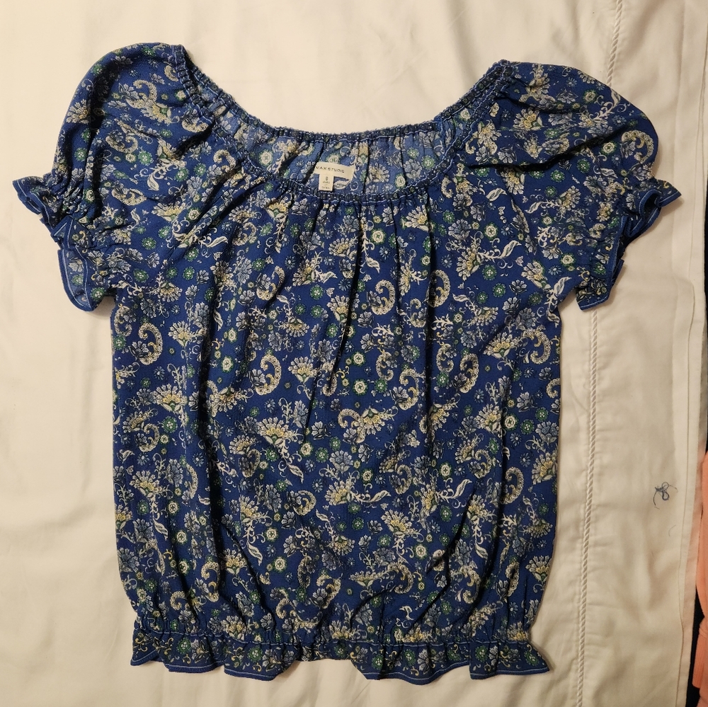 Max Studio Women's Short Sleeve with Bubble Hem Blouse Blue Floral Size Small - Picture 2 of 5